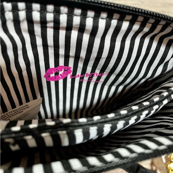 NWT Luv by Betsey Johnson Leo Red LB Double crossbody bag w/ Heart ♥️ keychain - Picture 6 of 16